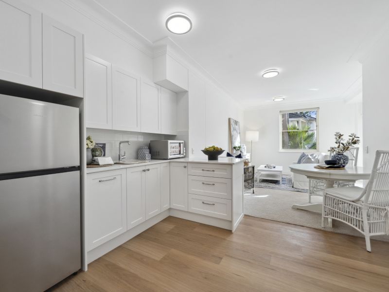 Move-in ready luxurious serviced apartment