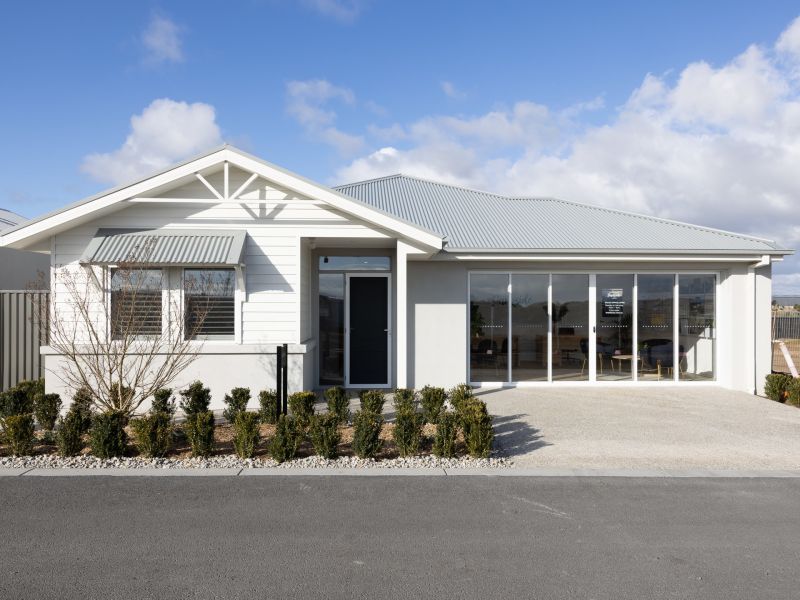 Elegant open plan living to relax and enjoy