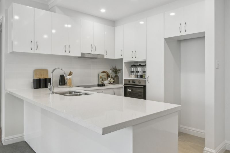 Large two-bedroom apartment on the third floor