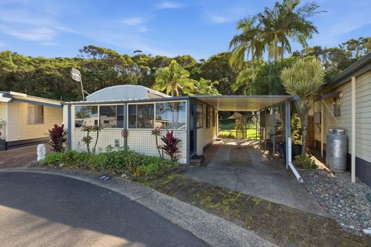 Tropical Gardens and Bushland Views
