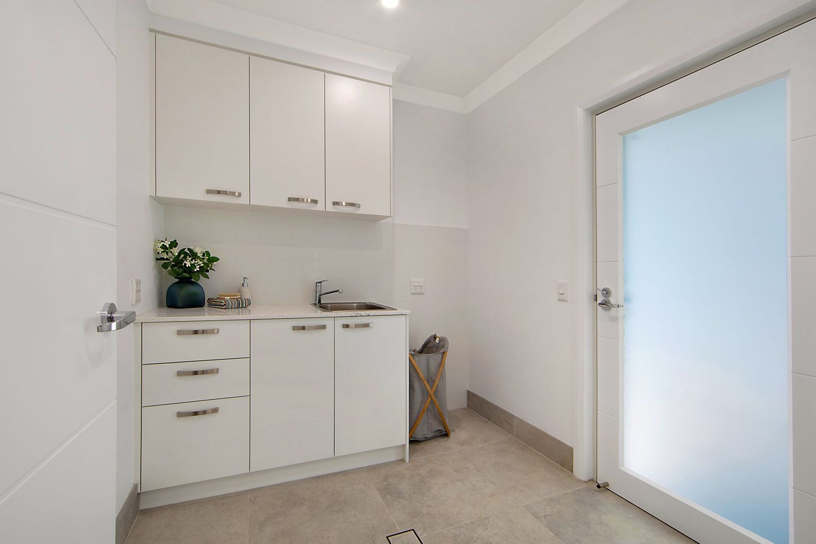 Spacious 'Hawkesbury' villa design