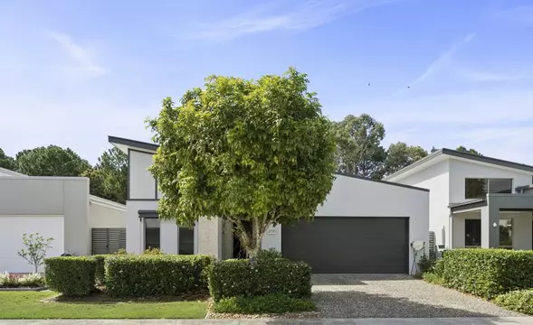 Site 200 - Established Heron