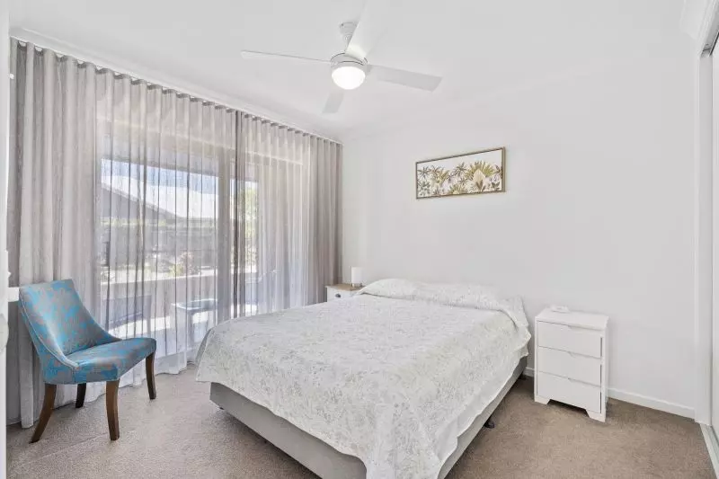 Site 195 - Established Aston