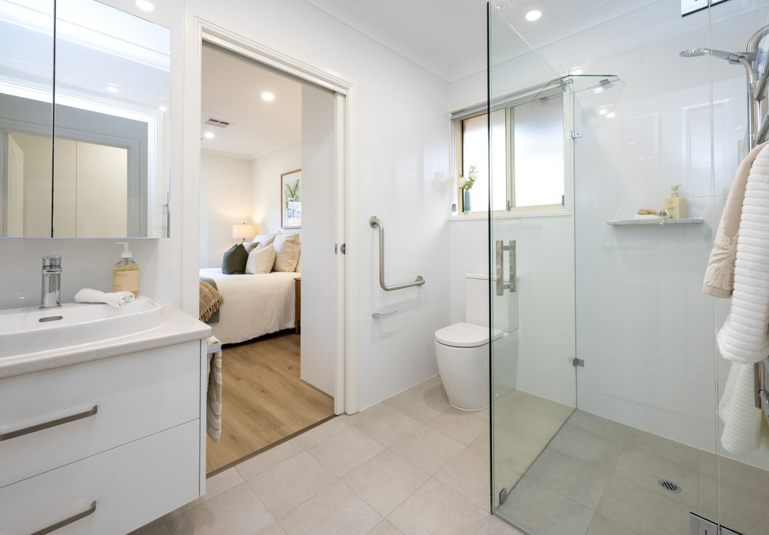 Eldercare Old Oxford Court: modern two‑bedroom villa with study near the beach