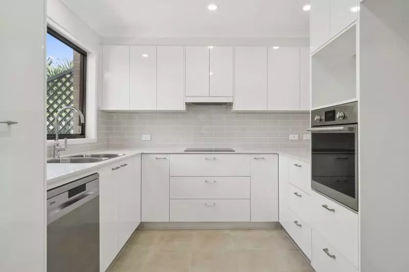 Bright Villa with Private Courtyard