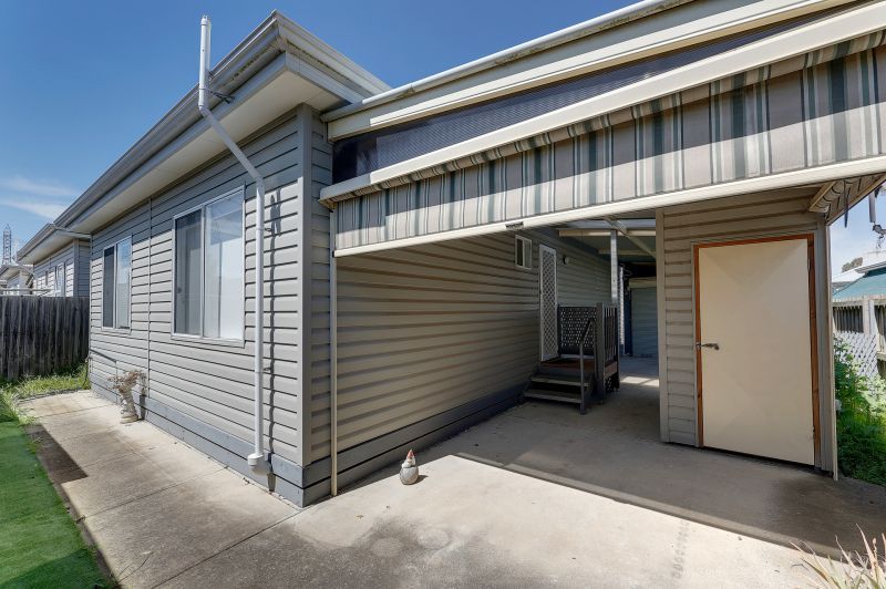 2 bedroom unit in pet friendly community