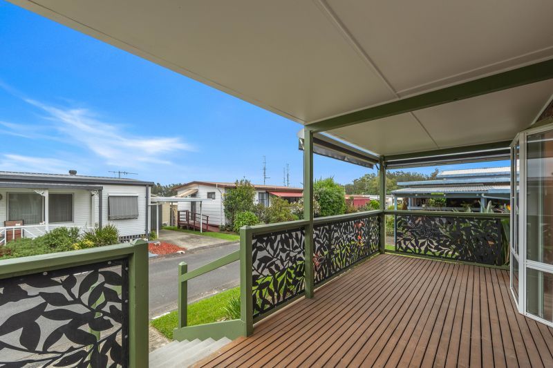 Tranquil Living with a Bushland Backdrop