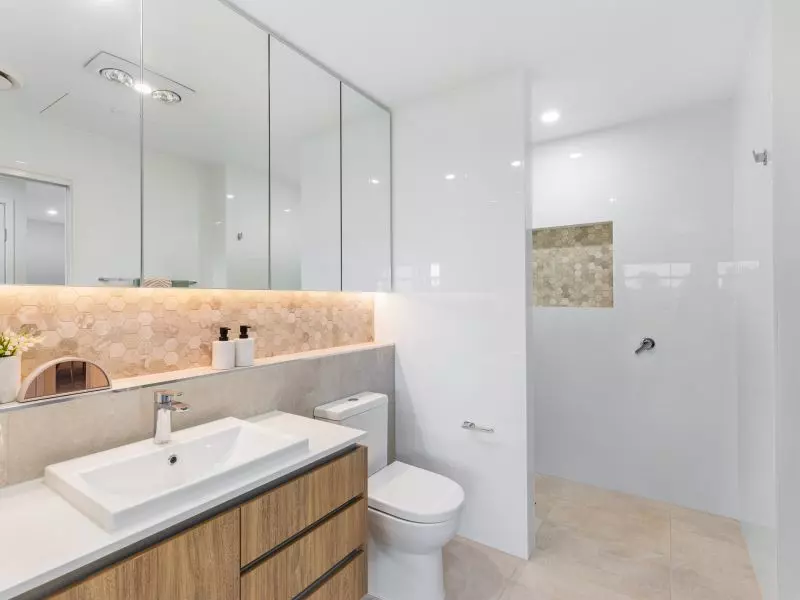 Light, bright and spacious apartment