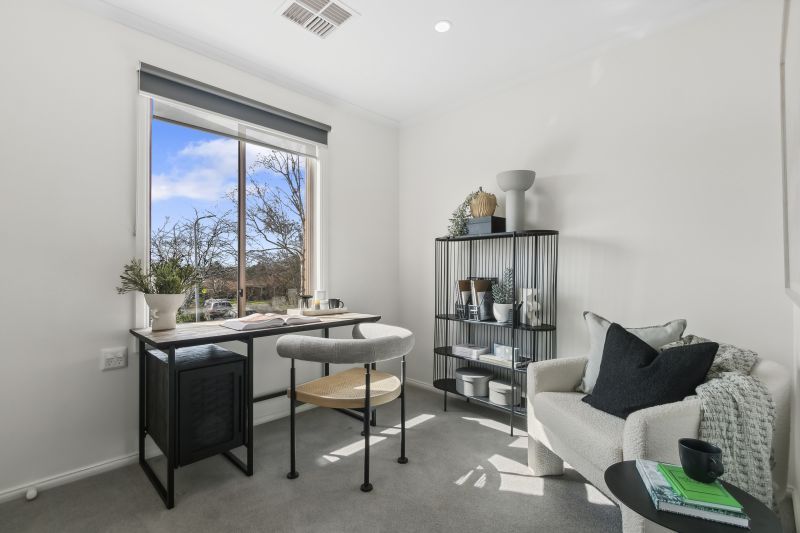 Unique fully refurbished 2-bedroom + study townhouse with lift