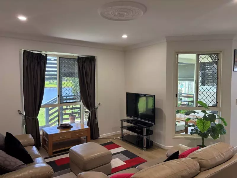 Relaxed Lakeside Living