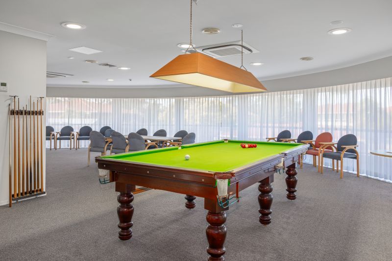 The Governor's Retirement Resort - Independent Living close to town
