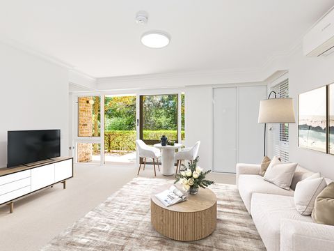 Modern Two and Three Bedroom Units surrounded by Flora and Fauna and overlooking Chatswood CBD