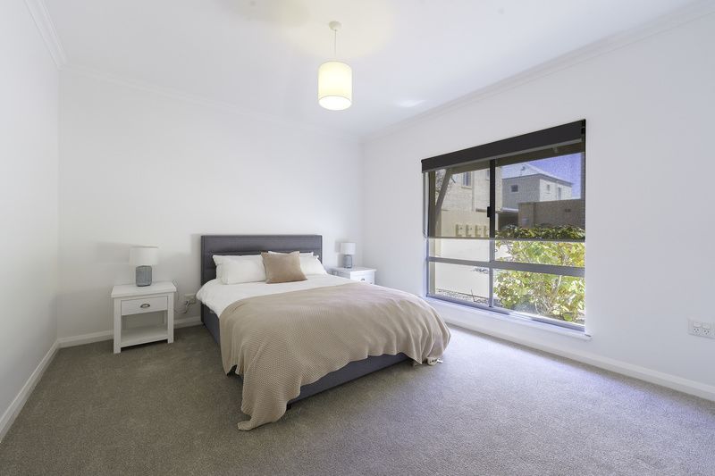 Parkside Apartment with Spacious Layout and Private Patio