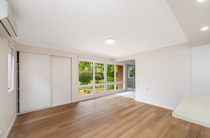 Over 55's Ground Floor, One Bedroom Unit!