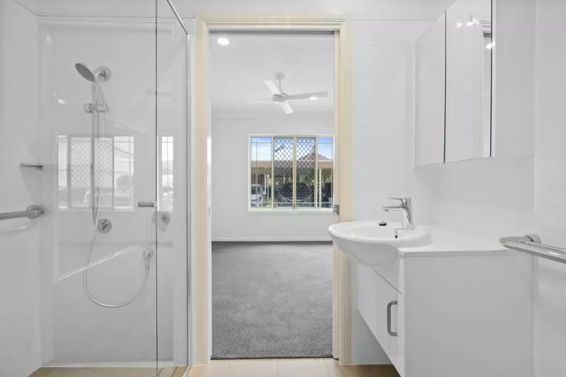 Generous 1-Bed Villa in the Heart of the Village