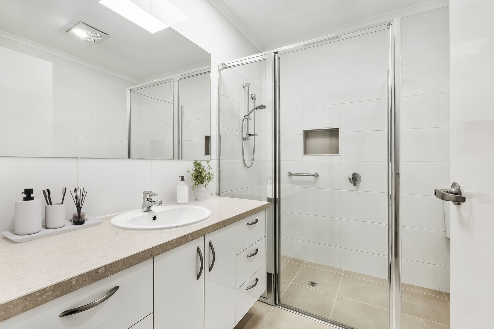 76/8 Pottage Circuit Macleod, VIC 3085