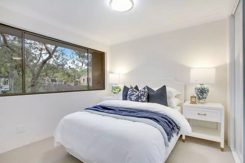 Bright and serene apartment