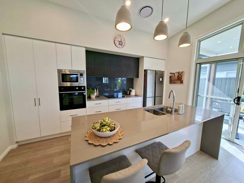 EFFORTLESS ELEGANT LIVING