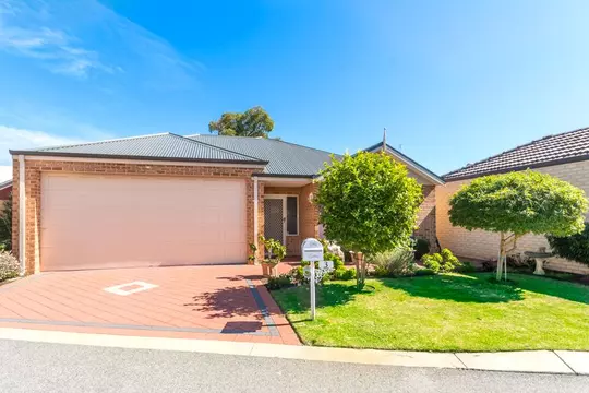 Beautiful Retirement Villa !