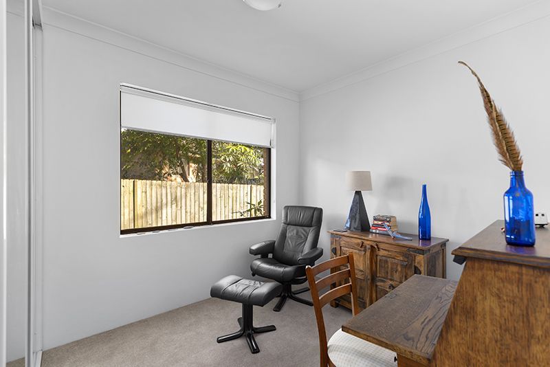 Beautifully presented two bedroom unit nestled in the centre of the village with large rear courtyard.