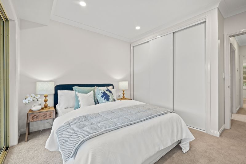 Lovely light-filled villa with all the comforts you need