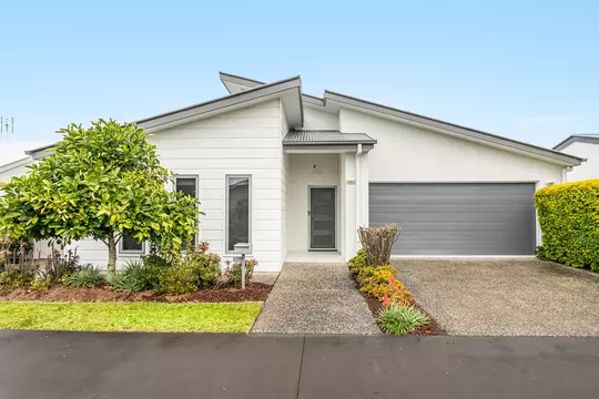 Luxury over 55's resort style living-Palm Lake Resort Ballina