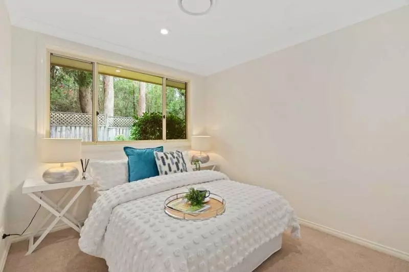 Immaculate villa perfectly positioned beside 12 acres of parklands
