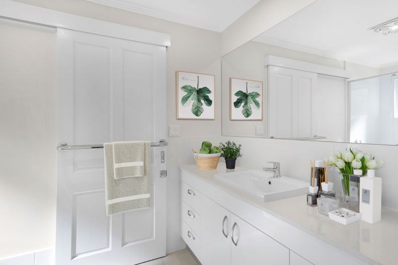 Bright, light and airy 2-bedroom villa