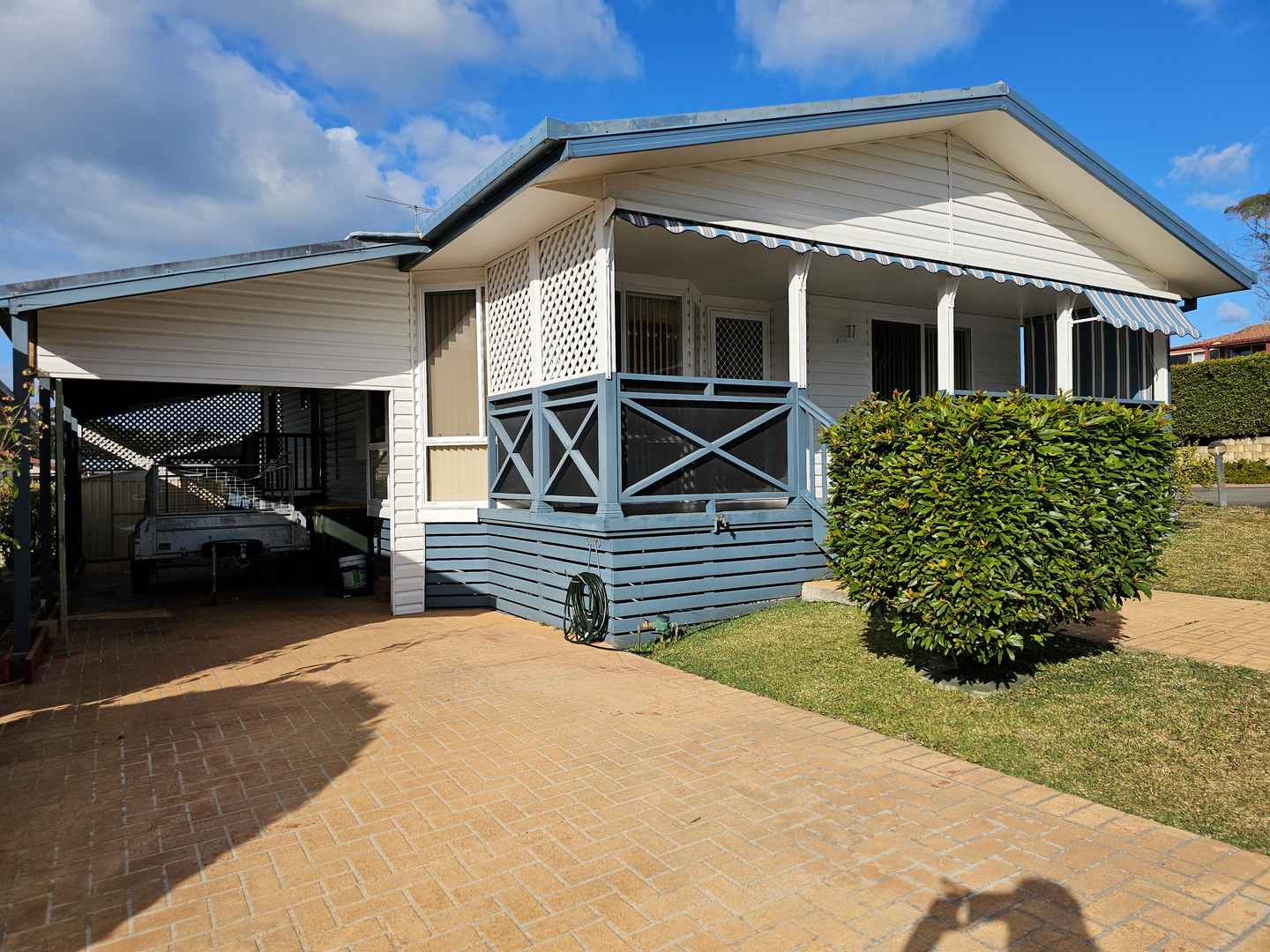 Light-Filled, Airy Corner Block Home In Idyllic Location