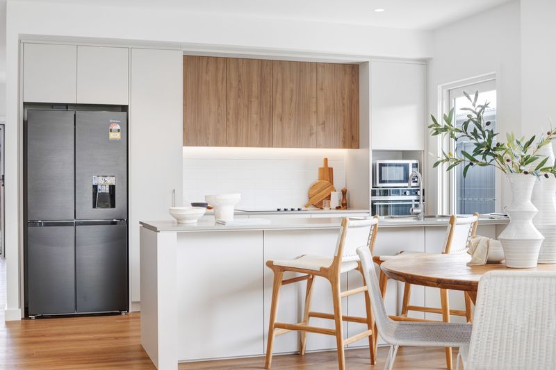 Stunning Villa with Seamless Indoor-Outdoor Living