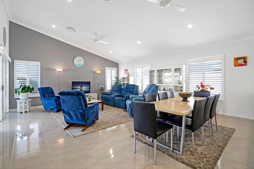 35 Holbrooke by Palm Lake Resort