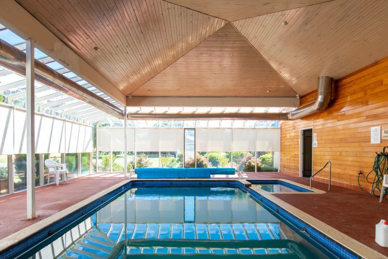 Low maintenance freedom