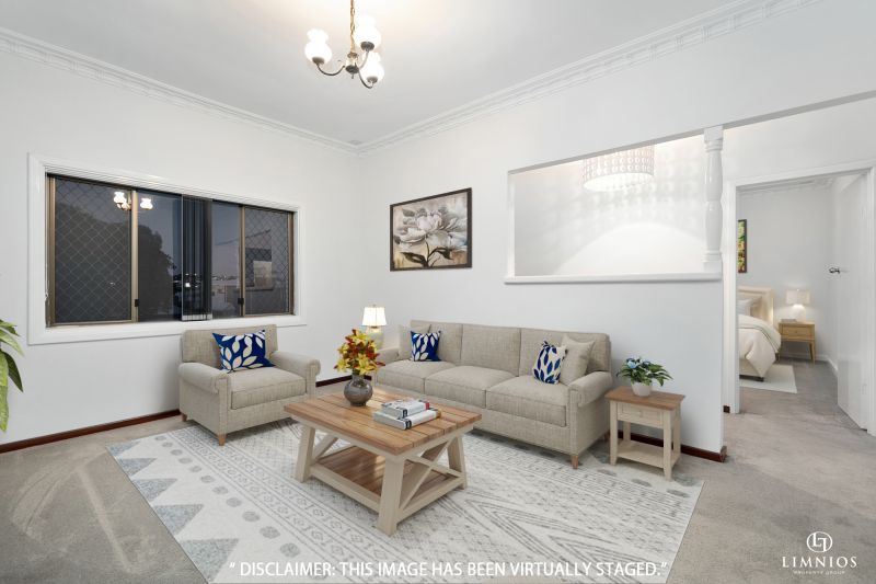 Family Home With Development Options!