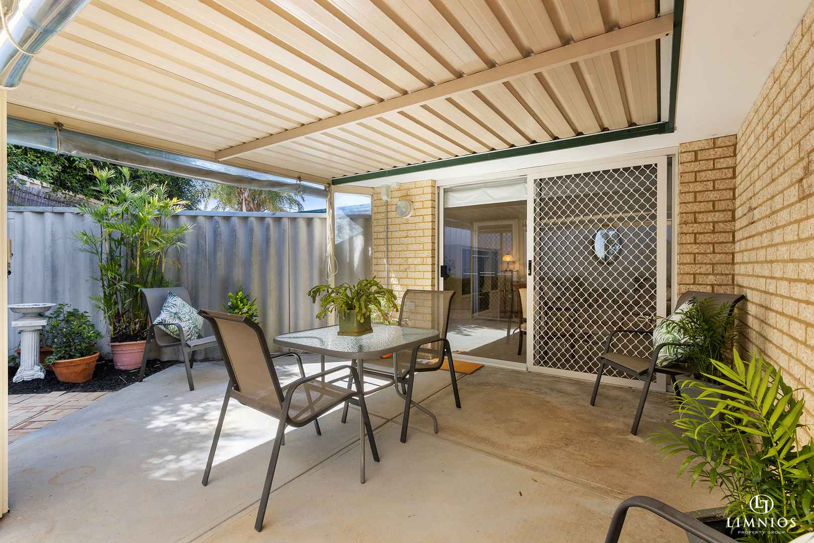 SOLD!. Beautifully presented, well maintained villa for the Over 55s