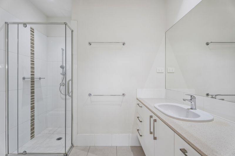 Sunlit Corner Haven - Seamless Living