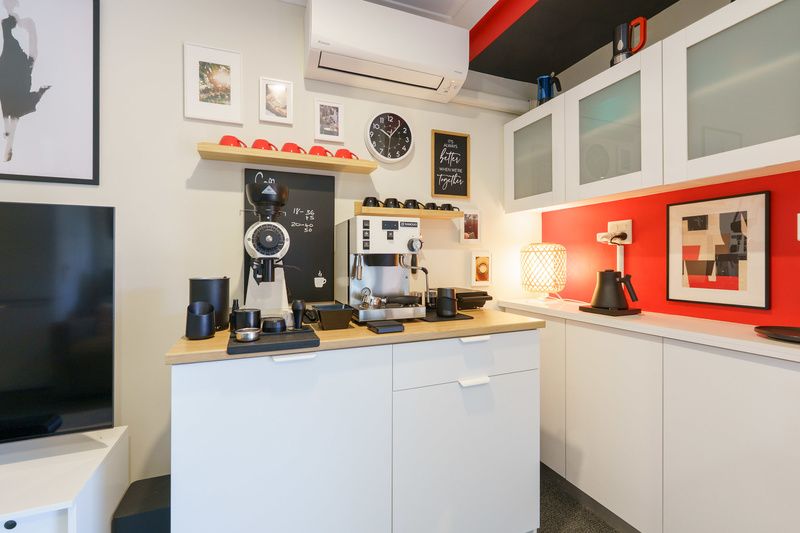 Stylish Studio Living in Prime Location