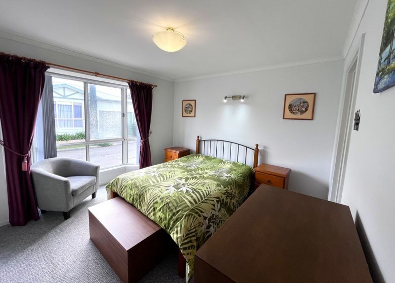 Beautiful Home - Fantastic Location