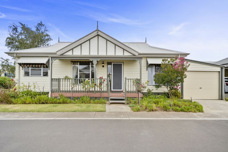 Charming Two Bedroom Home - Beautifully Maintained!