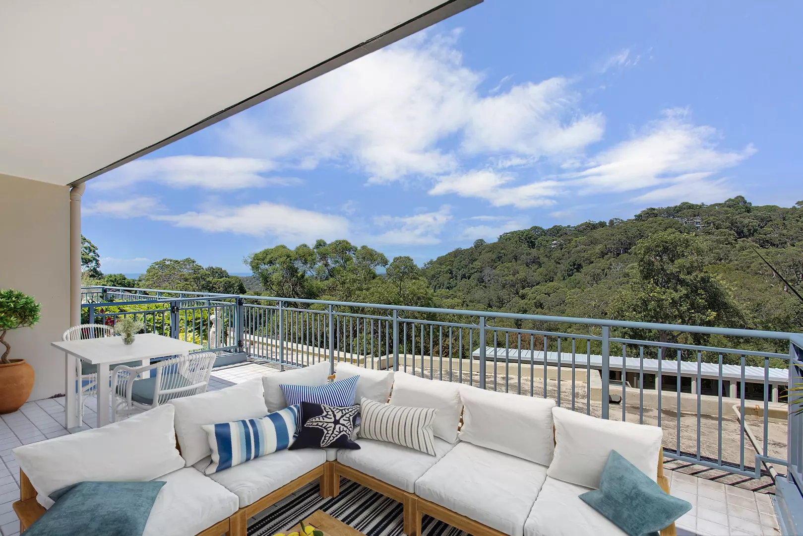 241/10 Minkara Road Bayview, NSW 2104