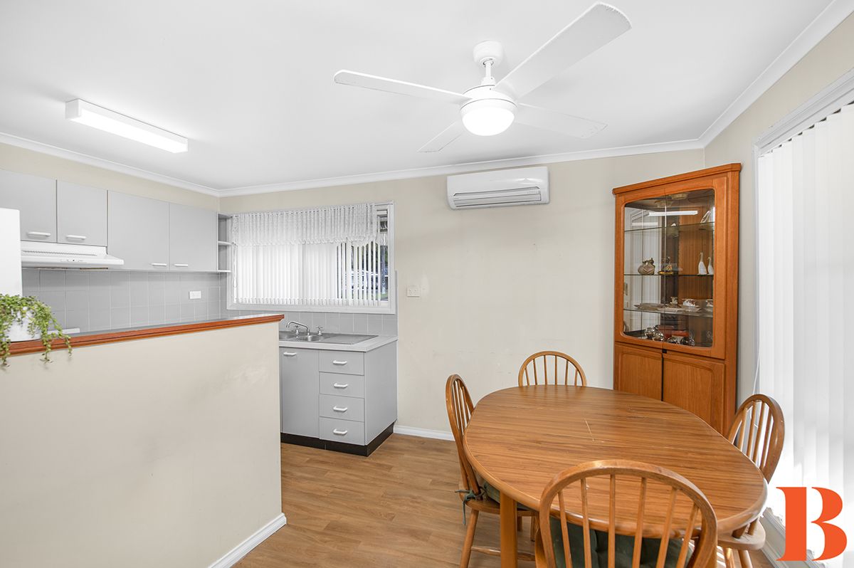 DEPOSIT TAKEN / UNDER CONTRACT- Excellent location - Carport - Easy Care, low maintenance