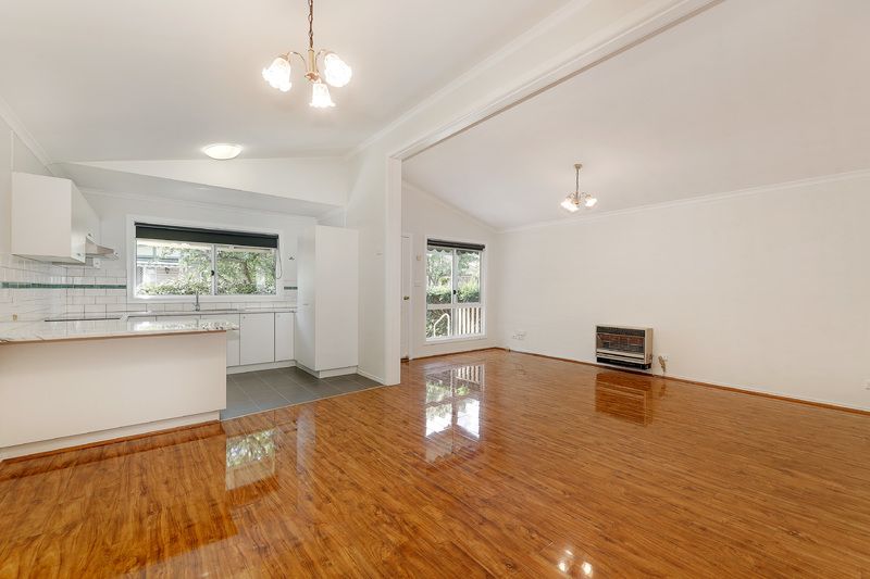 Pet friendly home in welcoming over 55s community