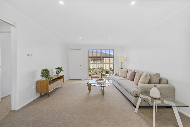 Corner Position with Private Courtyard Living