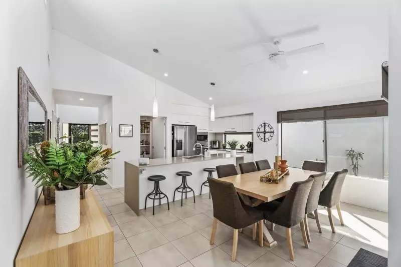 Site 088  - Established Perigrine