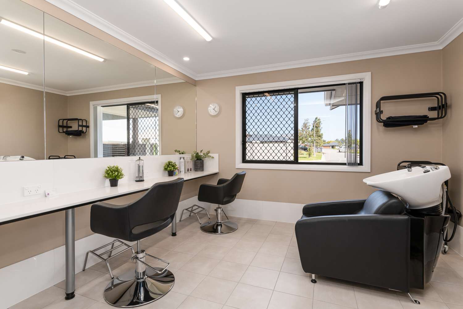 Join our wait list - Oak Tree Retirement Village