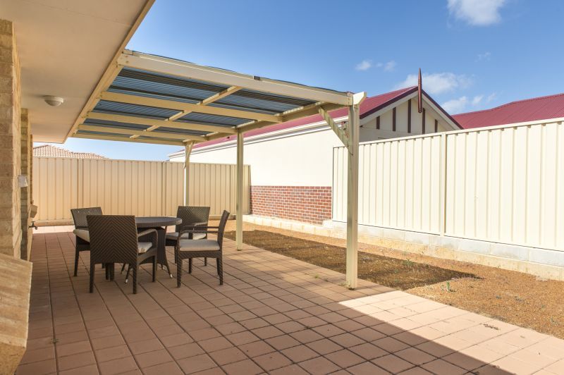 HOLIDAY AT HOME & ENJOY YOUR RESORT