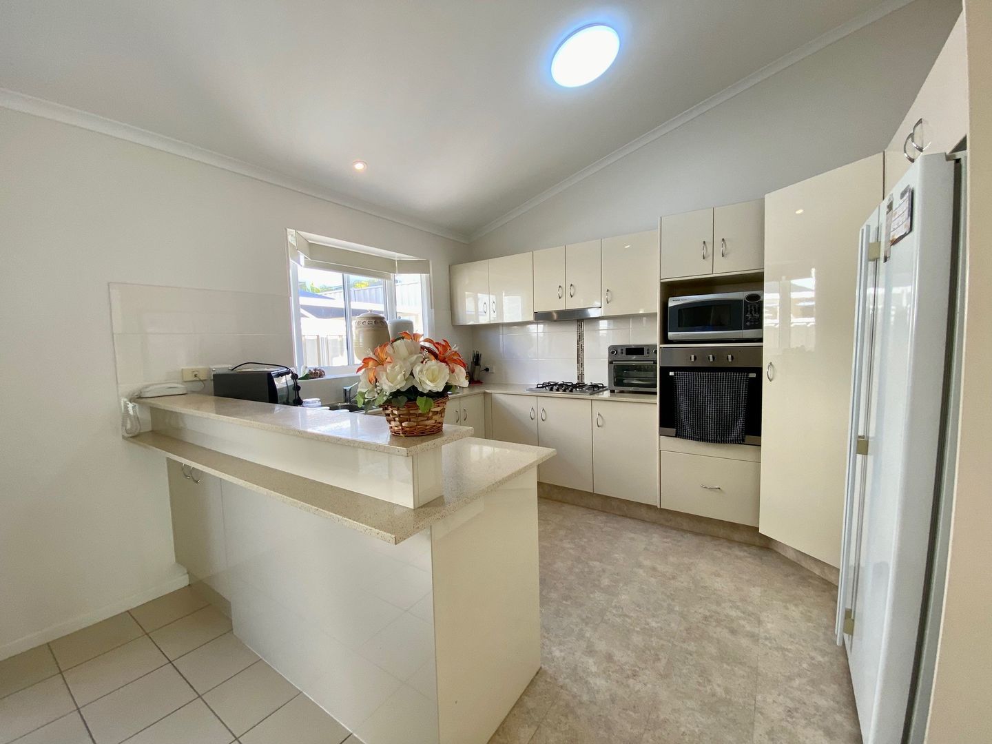 DON’T MISS THIS ONE! V62 Bottlebrush Design