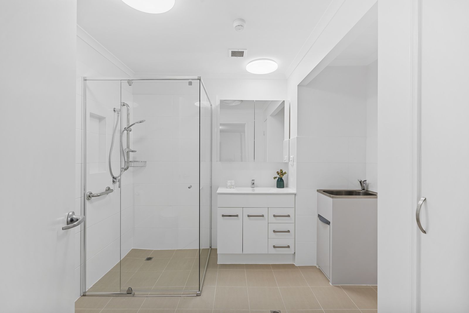 Brand new and well-designed one-bedroom apartment