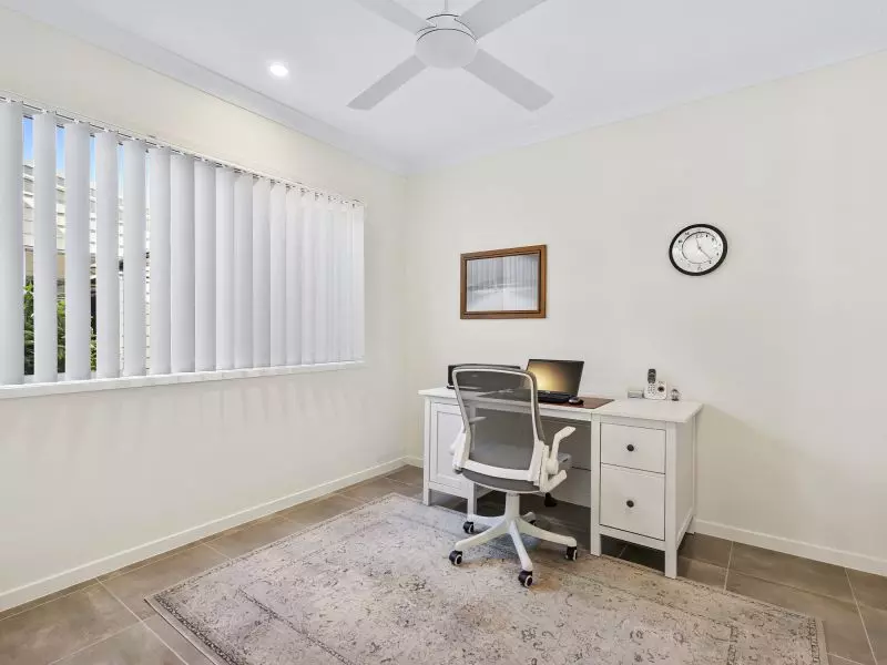 Site 63 - Established Heron