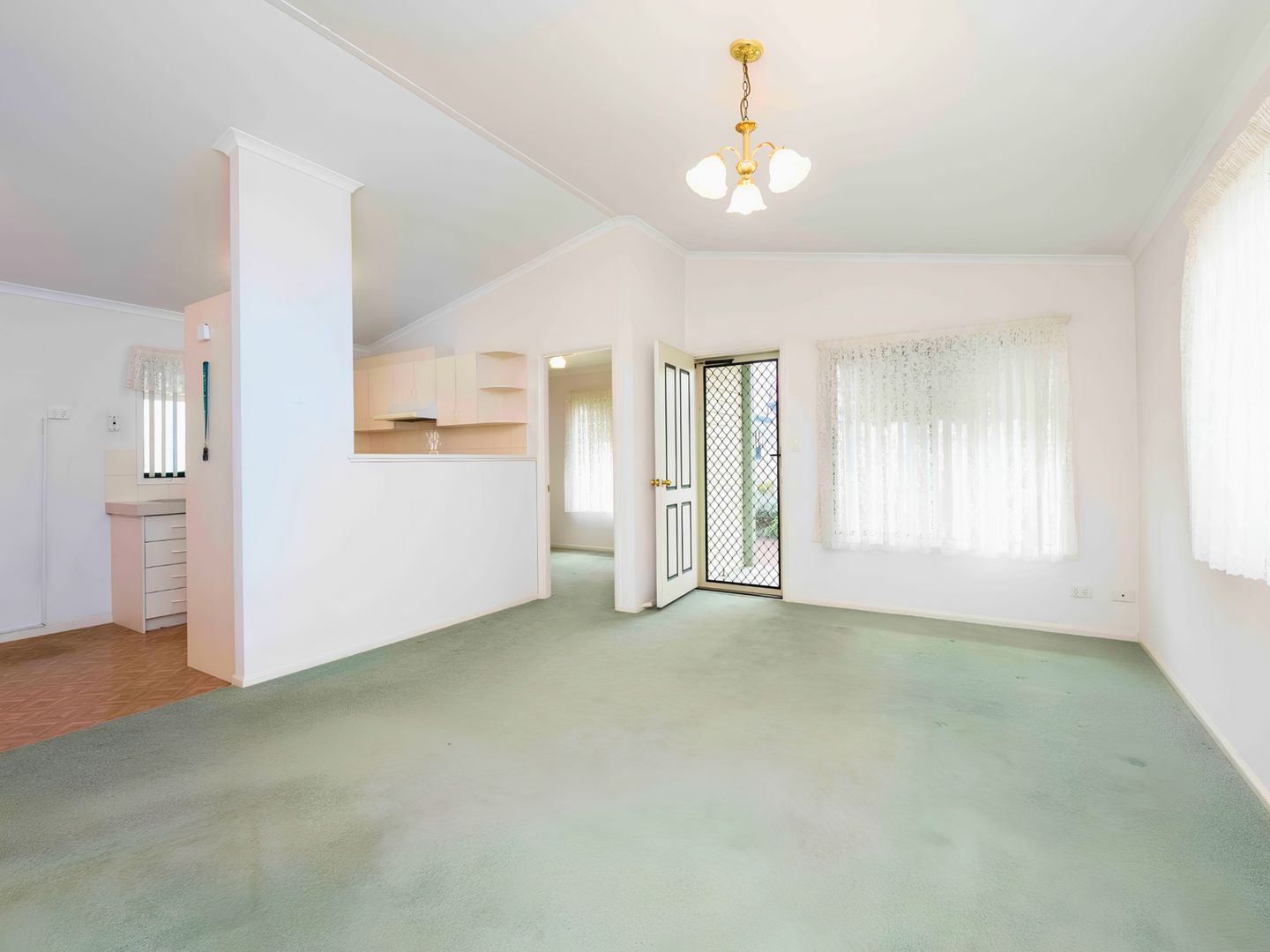Riverside Gardens Estate - Site 34