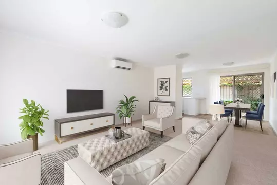 Peaceful and relaxed living in a social seaside community